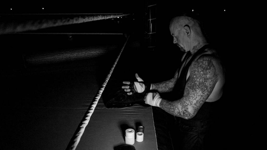 WWE: La emotiva despedida del Undertaker, detrás de las cámaras