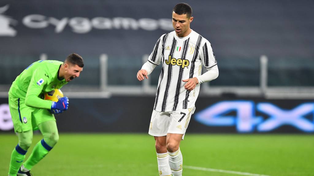 Serie A Juventus Perdona A Atalanta Y Sigue Por Detras De Inter Y Milan