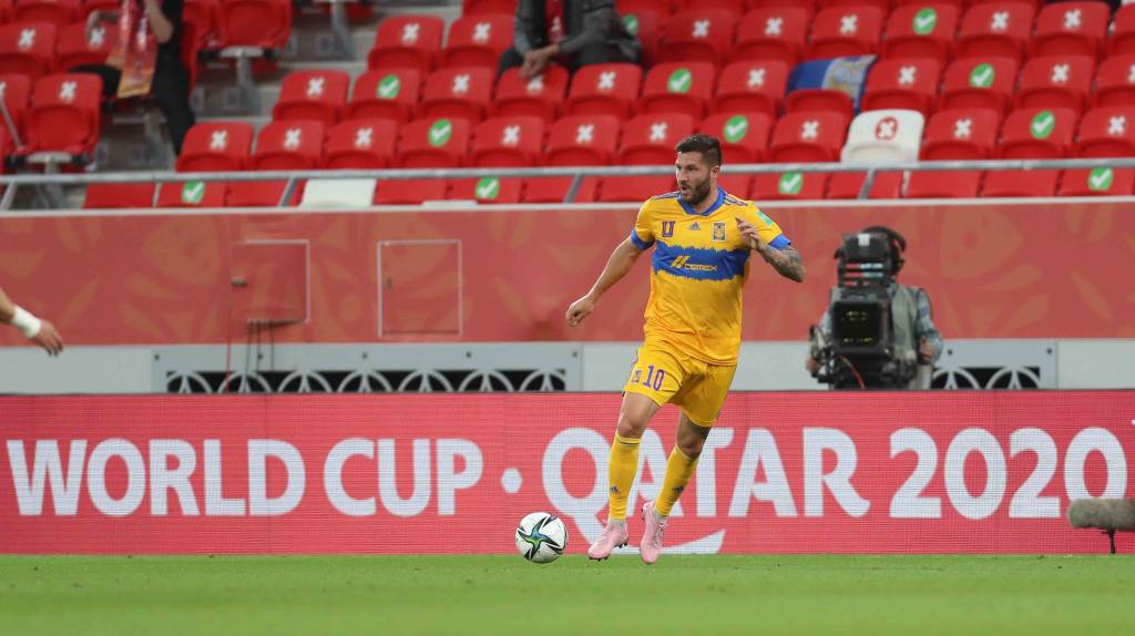 André-Pierre Gignac: El de siempre, haciendo lo de siempre; voltereta y doblete en 12 minutos