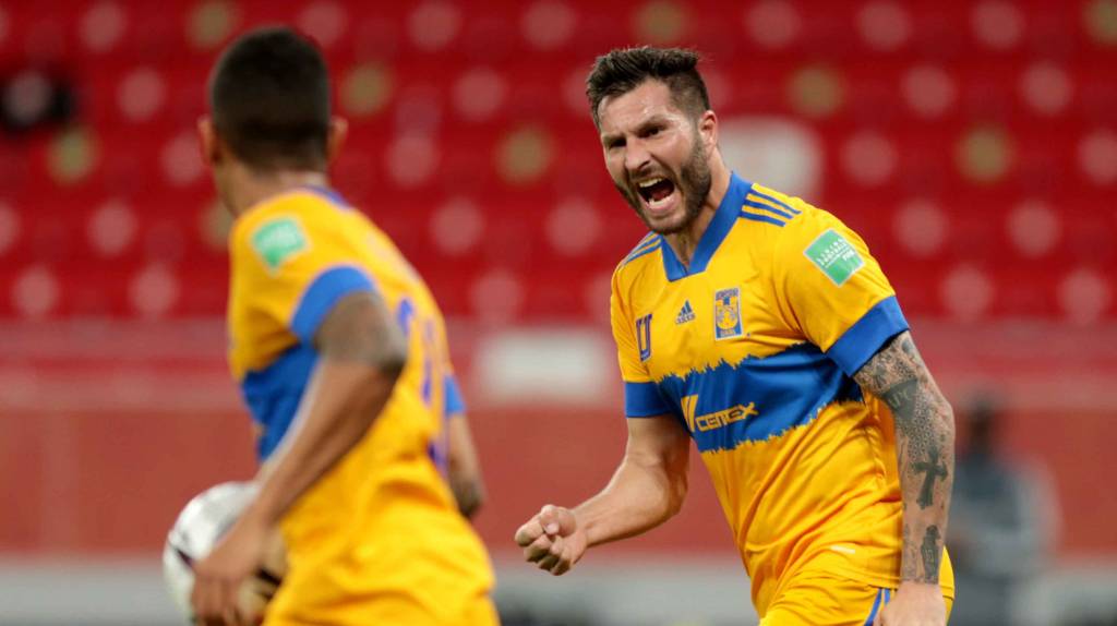 André-Pierre Gignac: El de siempre, haciendo lo de siempre; voltereta y doblete en 12 minutos