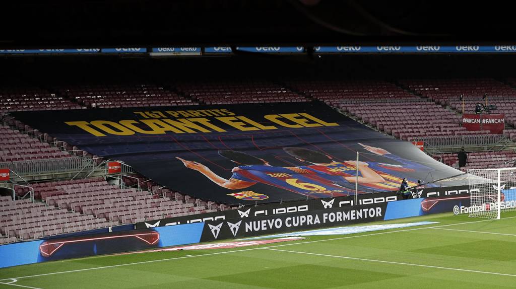 Barcelona: Tifo y golazo para celebrar los 767 partidos de Messi en el club
