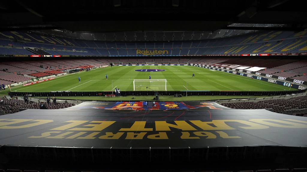 Barcelona: Tifo y golazo para celebrar los 767 partidos de Messi en el club