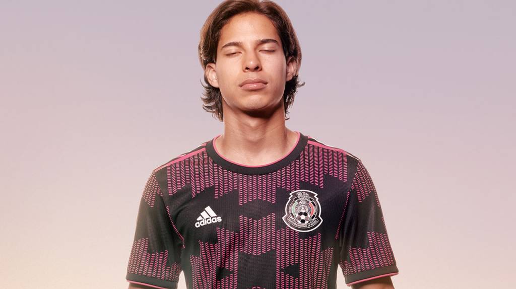 Selección Mexicana: Las estrellas del Tri ya posaron con la nueva camiseta